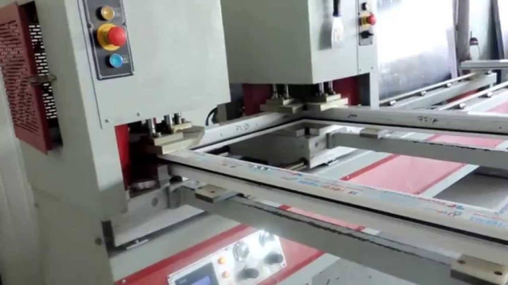 Tâmplărie PVC și aluminiu: Procesul de producție și montaj