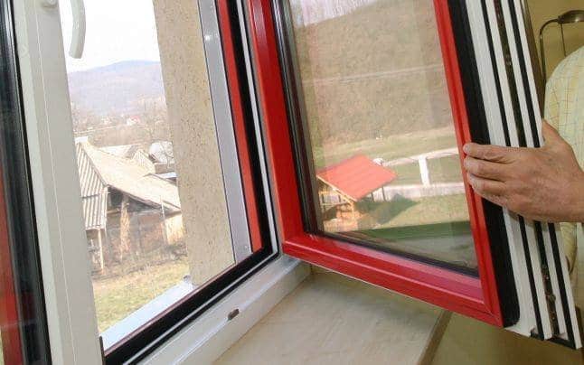 Ghid complet pentru întreținerea tâmplăriei PVC și aluminiu