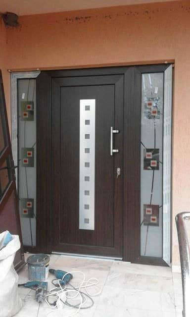 Ușă de intrare personalizată: proiect în Țigănești