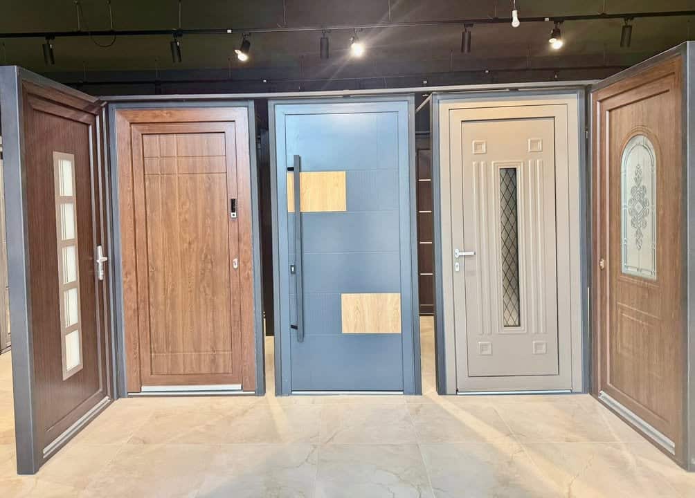 Soluții complete pentru uși și ferestre: Ghid de alegere și design