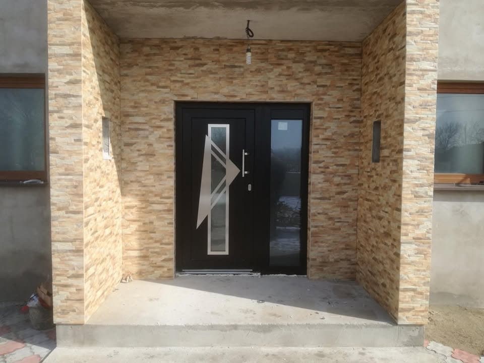 Uși de intrare moderne pentru casa ta