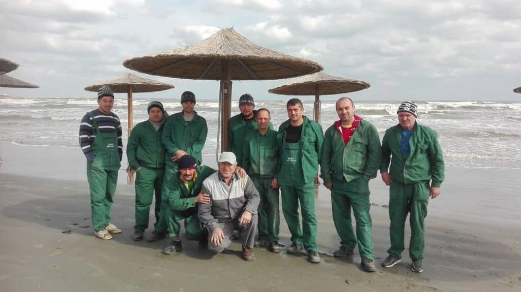 Proiect Tâmplărie: Echiparea unui hotel din Mamaia Nord
