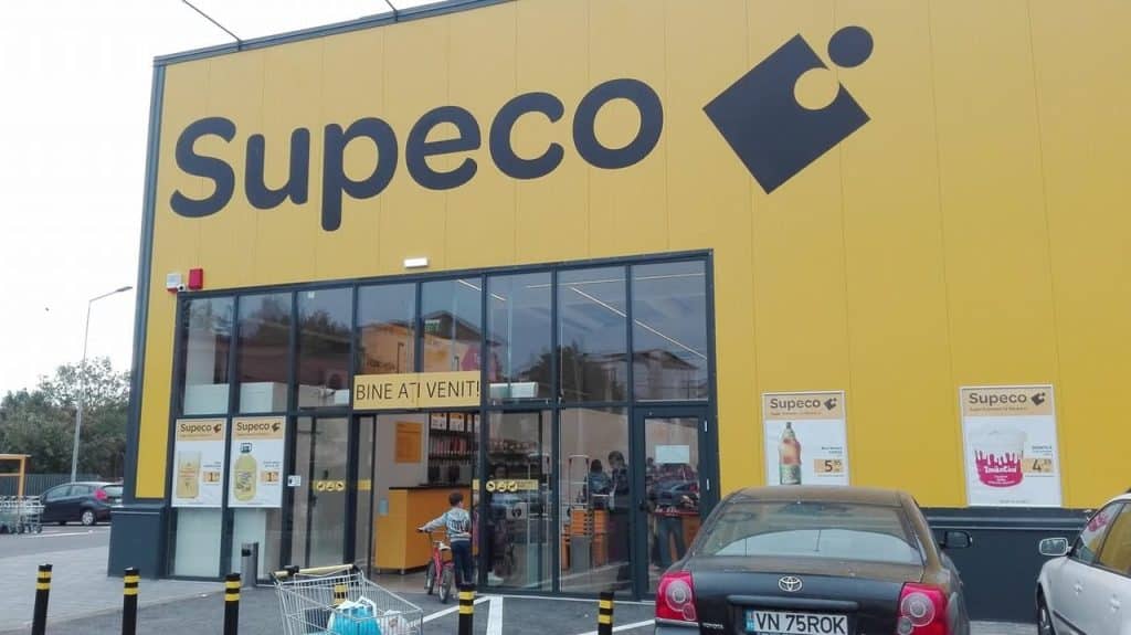 Tâmplărie din aluminiu pentru spații comerciale