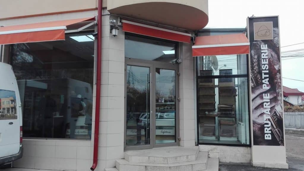 Tâmplărie pentru spații comerciale și brutării