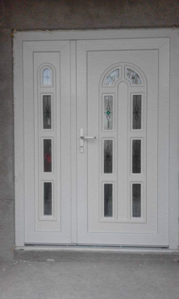 Uși de exterior: estetică, siguranță și confort