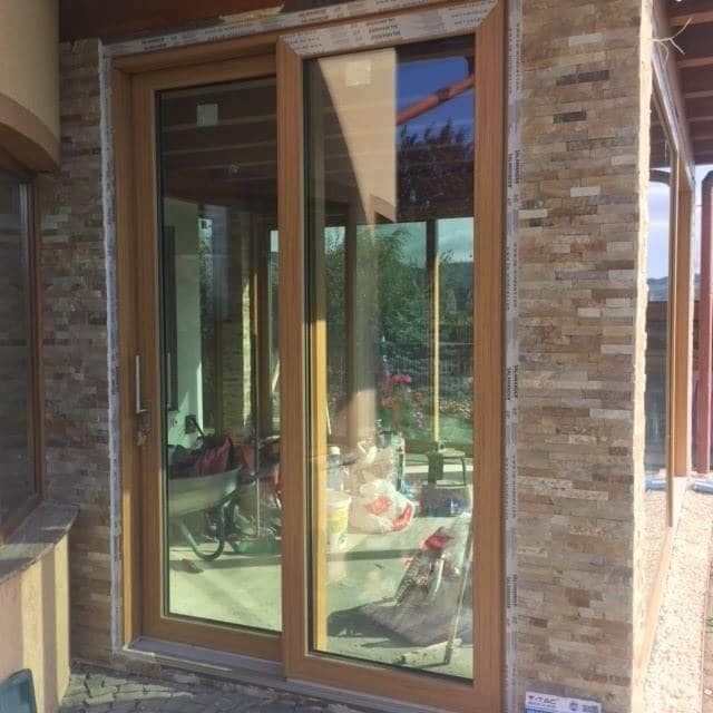 Uși culisante cu ridicare pentru casa ta
