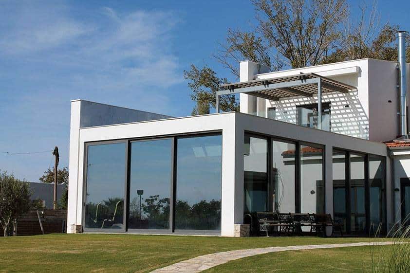 Sisteme de tâmplărie din aluminiu Alumil M11500 pentru proiecte moderne