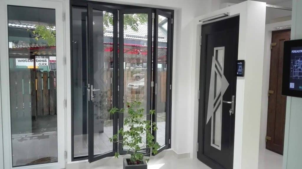 Alegerea tâmplăriei premium pentru construcții noi: Ghid util