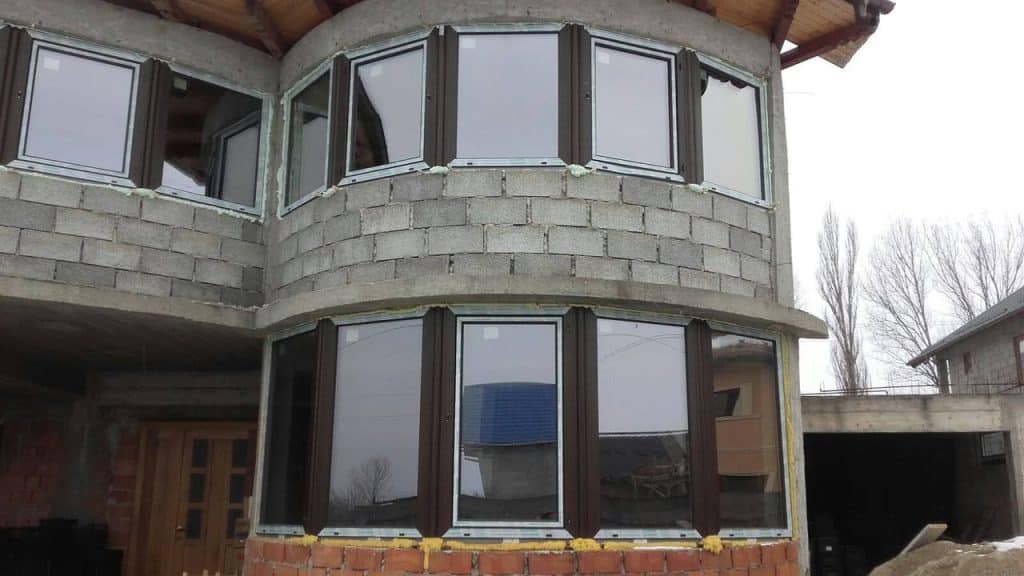 Alegerea tâmplăriei potrivite pentru locuința ta: Ghid practic