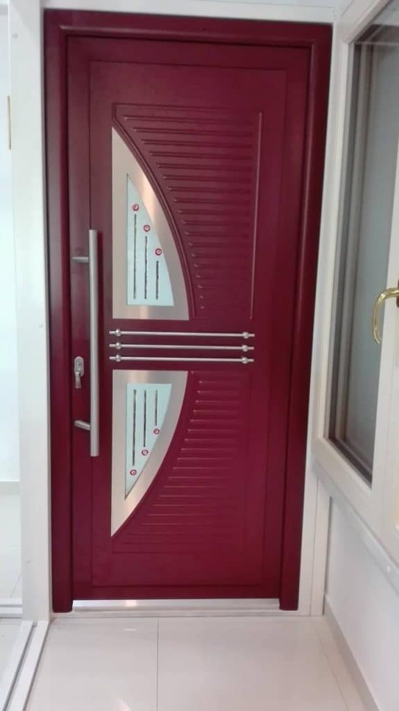 Cum alegi culoarea ușii de intrare: Semnificație și design