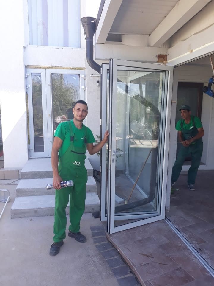 Tâmplăria din aluminiu: soluția ideală pentru design și durabilitate