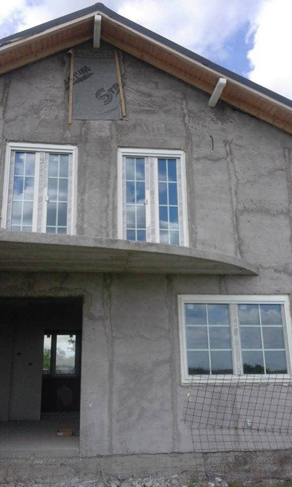 Proiect de tâmplărie PVC cu sprosuri decorative