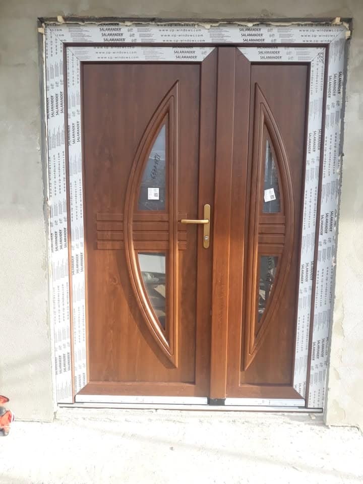 Uși și ferestre de calitate pentru căminul tău