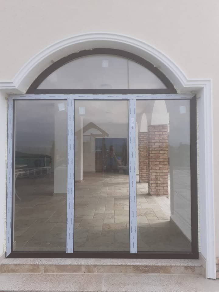 Lumină naturală în casa ta cu tâmplăria potrivită