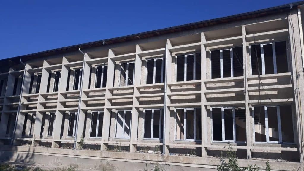 Montaj ferestre PVC pentru o clădire nouă