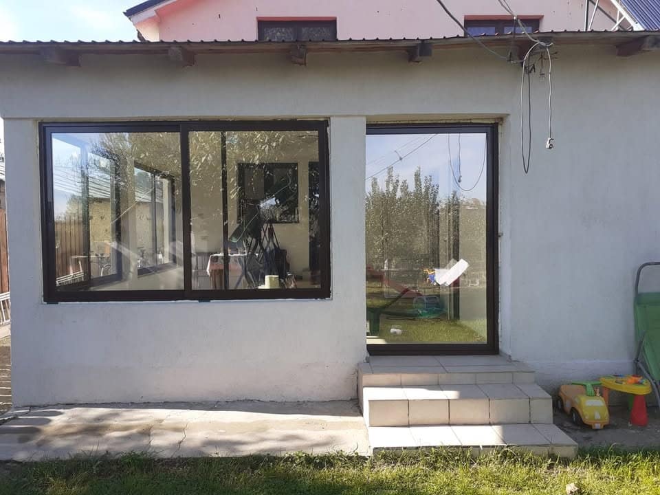 Închidere terasă cu tâmplărie din aluminiu
