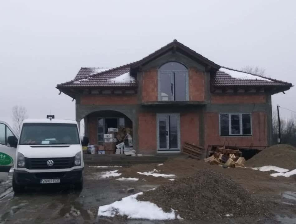 Montaj tâmplărie termoizolantă: proiect în desfășurare