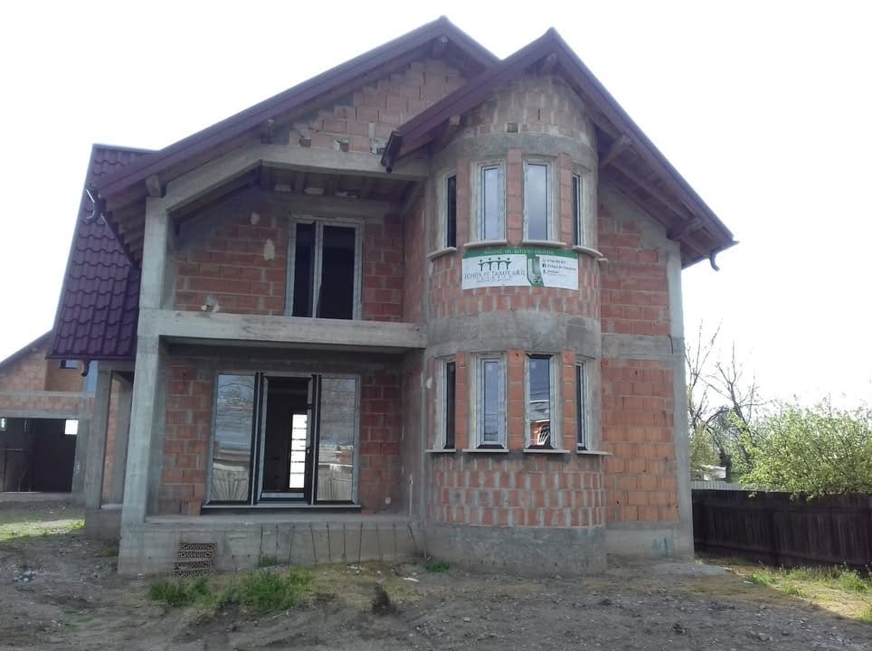 Izolarea locuinței: importanța tâmplăriei PVC și aluminiu de calitate