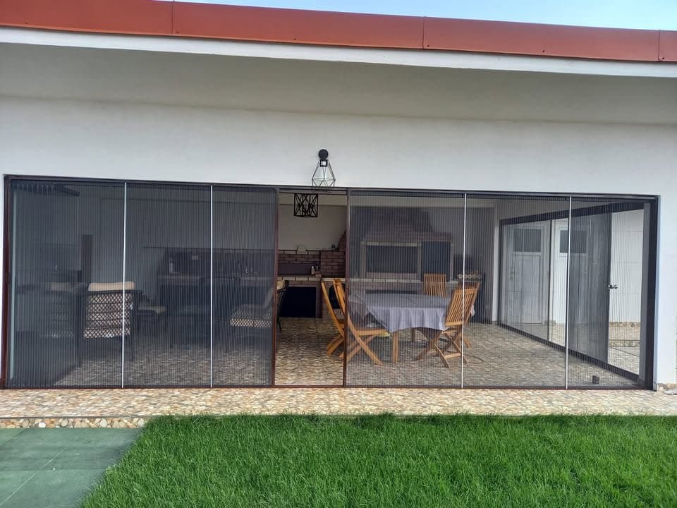 Cum să alegi plasele de insecte potrivite pentru locuința ta